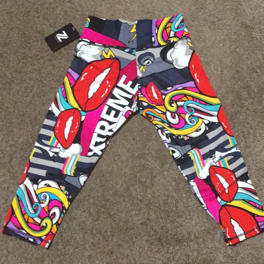 Xtreme Print Capri Tights NWT